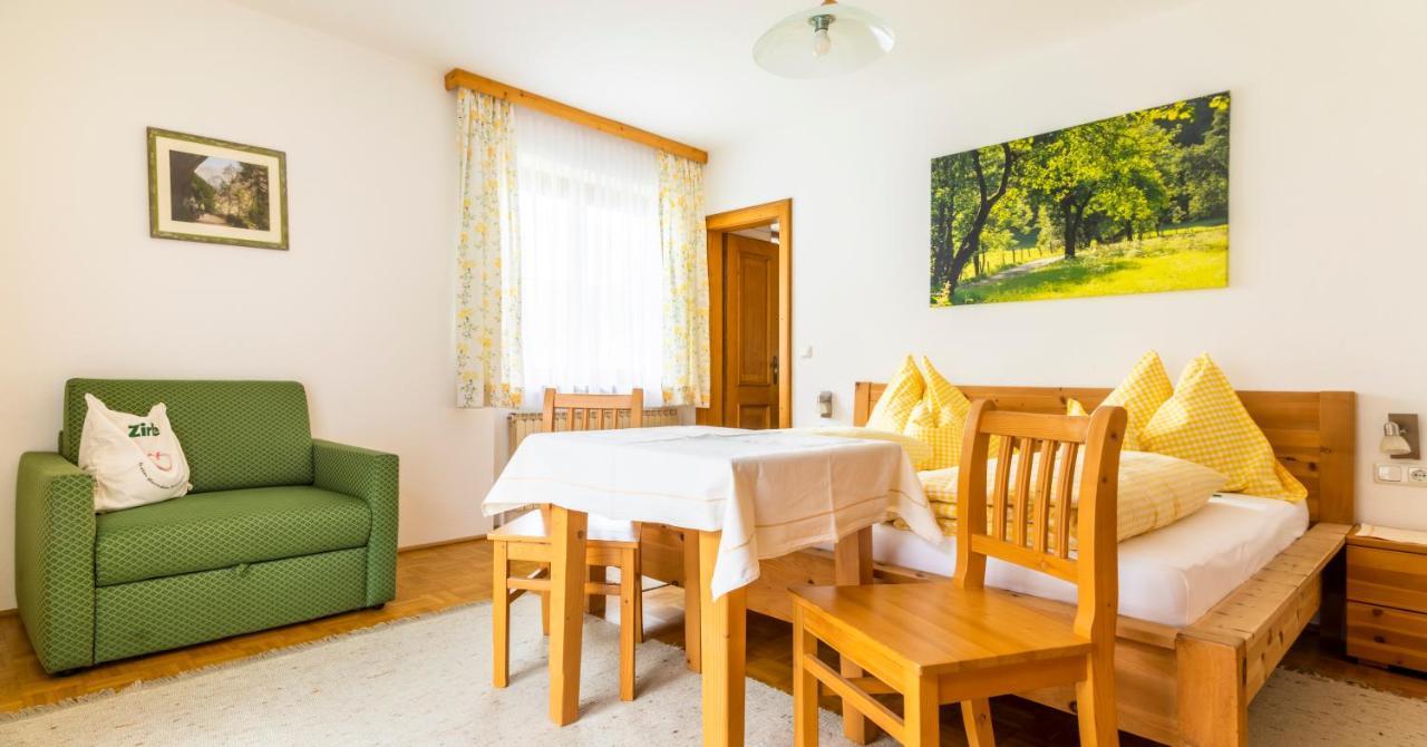 Hinterkellaubauer Bed & Breakfast Kuchl Ngoại thất bức ảnh